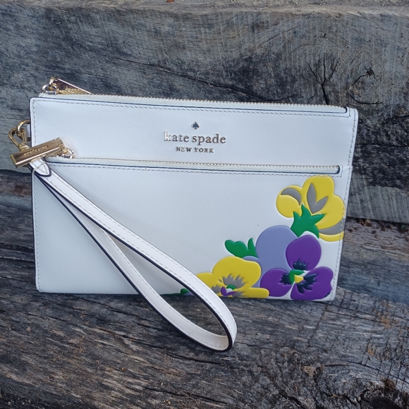 kate spade Handbags - Kate Spade Wild Pedal Medium Floral Wristlet